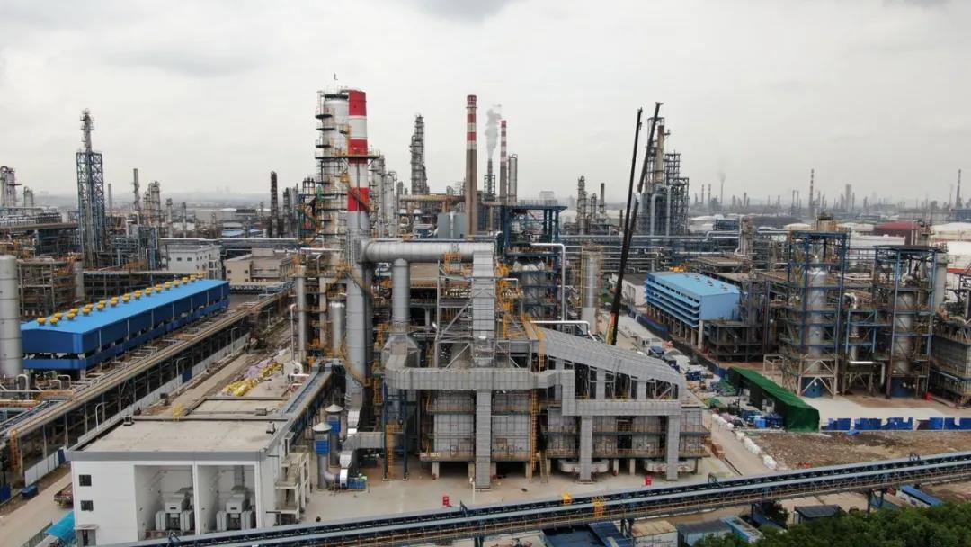 广州（洛阳）工程公司：国内单系列最大的加氢裂化装置投料试车成功
